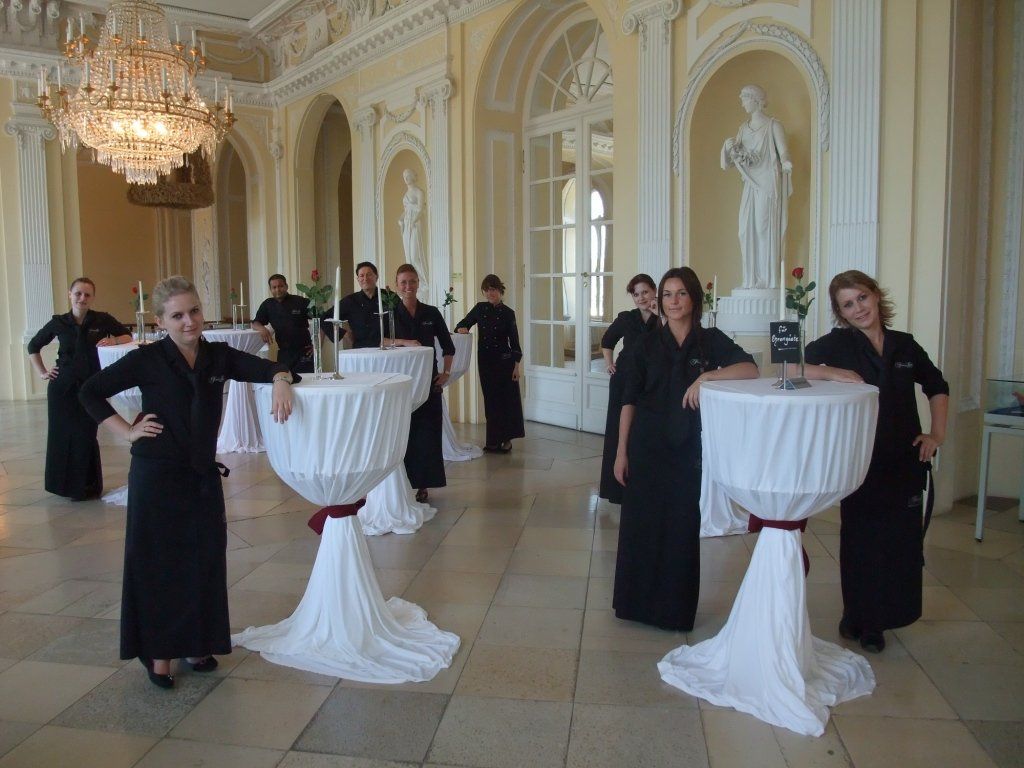 Service Personal im Schloss Hohenheim