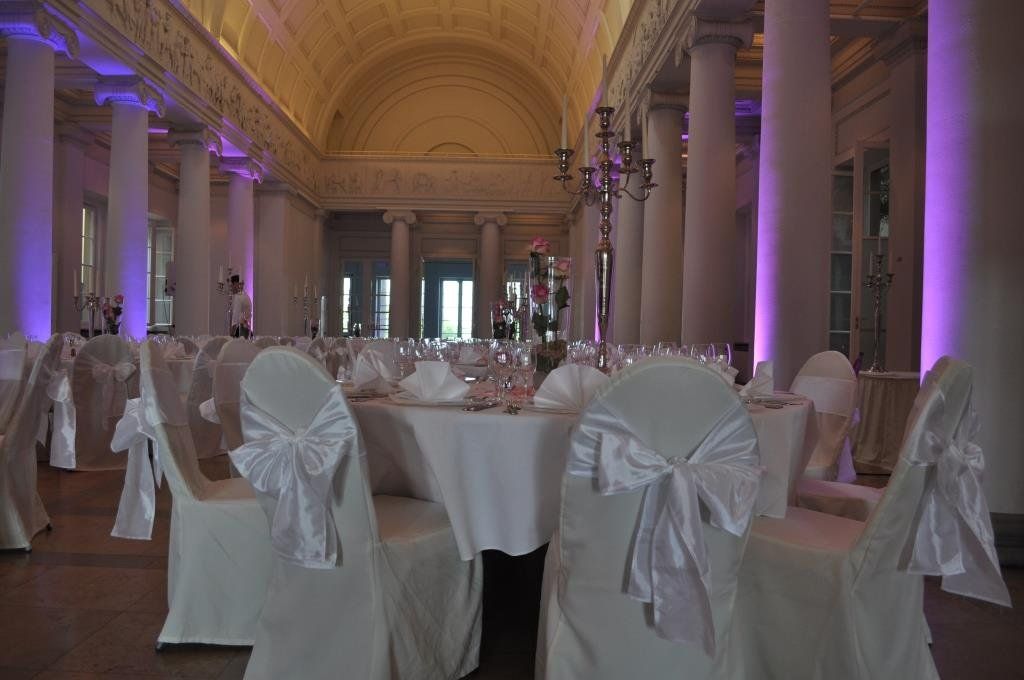 Säulenhalle im Schloss im Rosensteinpark in Stuttgart