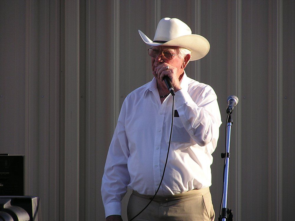 Dennis Robinson