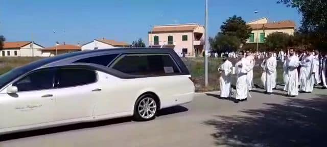 Auto funebre