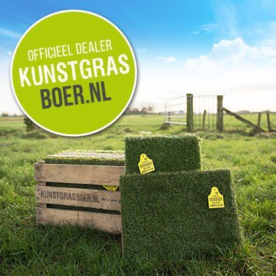 Advertentie van Kunstgras Boer.nl, leverancier van kunstgras, met groene grasmatmonsters in een zonnig veld.