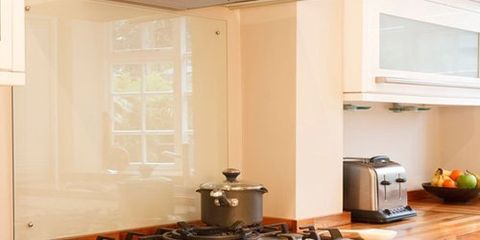 transparent glass splashback