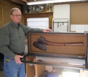 Eddie Moore and custom box