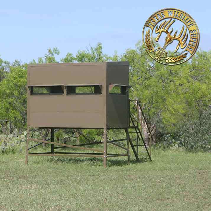 5X9 DEER BLIND ON 4' STAND WITH OPTIONAL SUN VISORS