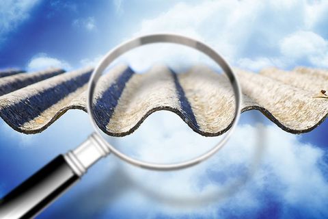 Dangerous Asbestos Roof — About Asbestos in Wardell, NSW