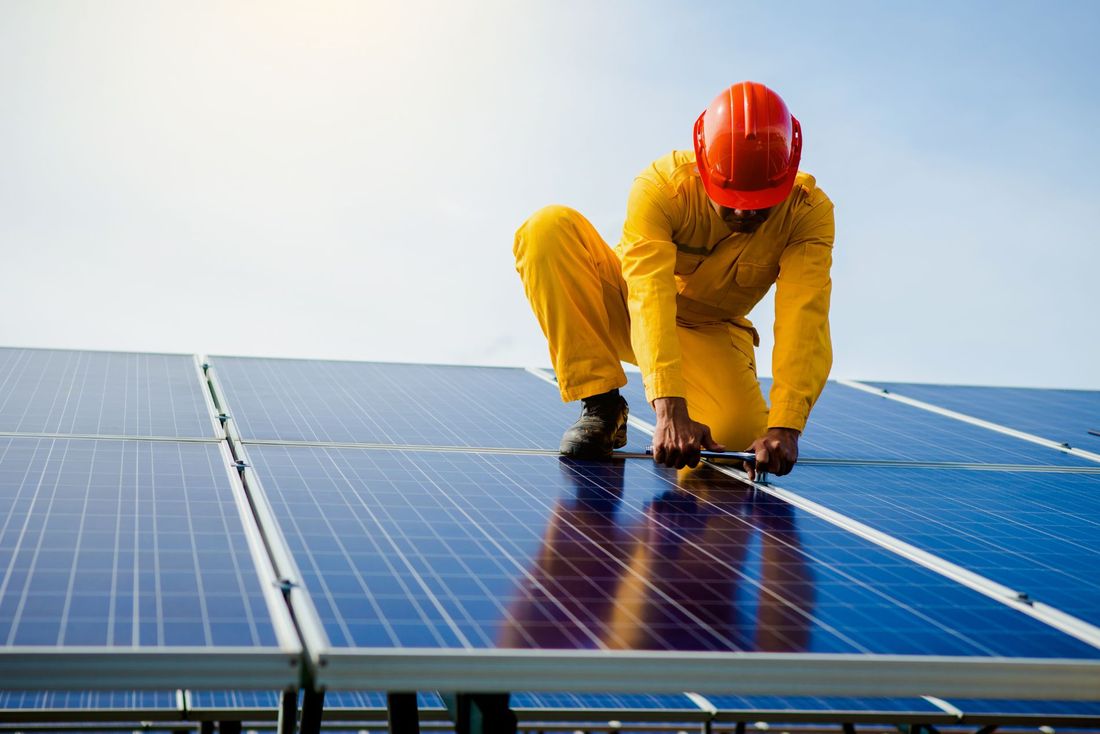 installazione di un impianto fotovoltaico industriale