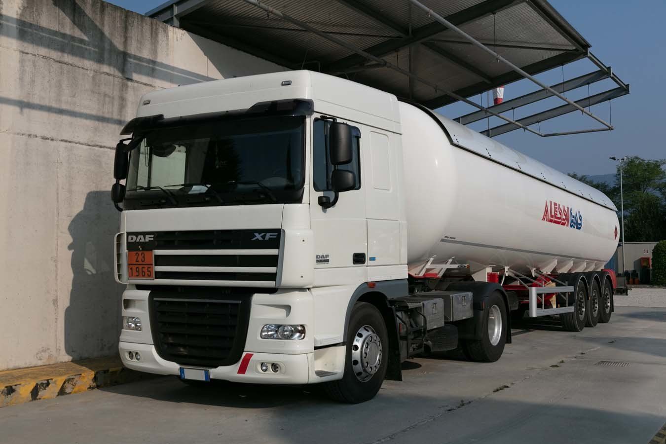 Serbatoio di gpl di Alessi Gas