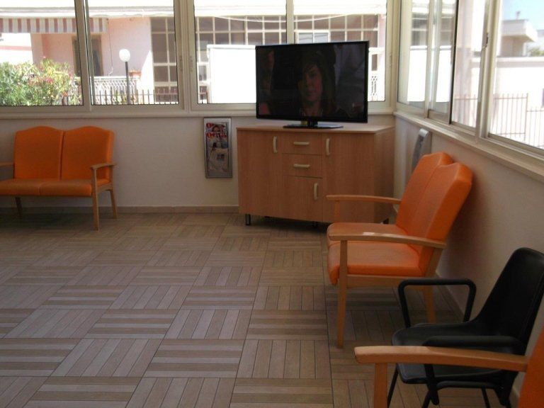 area comune di residenza per anziani con tv