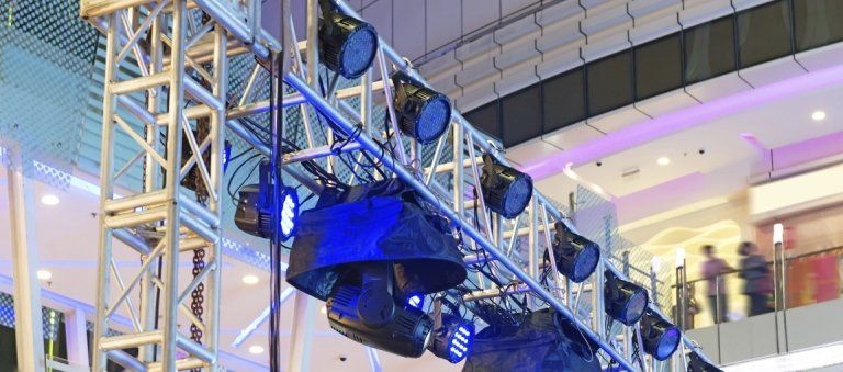 NOLEGGIO STRUTTURE ED ELEVATORI