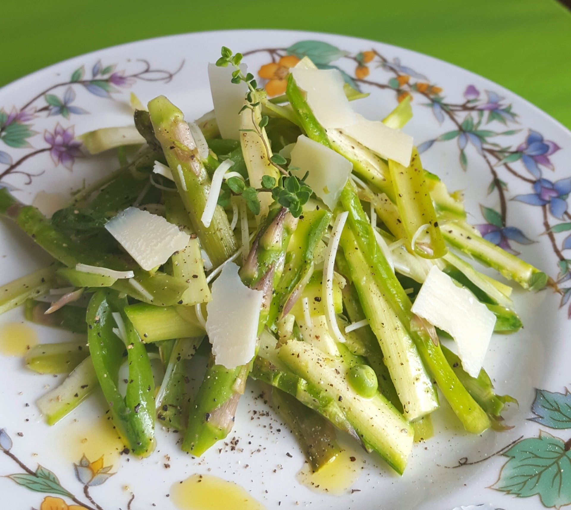 Raw Asparagus Pea Pod Salad