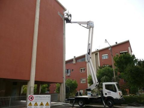 bagno con grande vasca