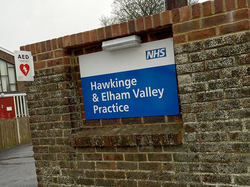 nhs sign 3