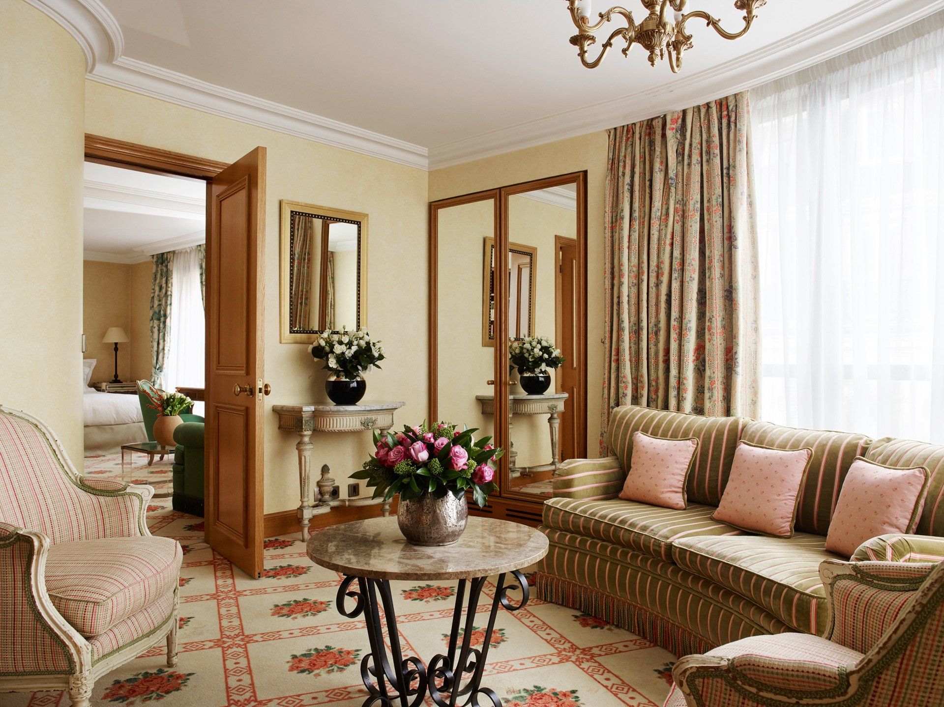 Suite Offer - 25% Discount