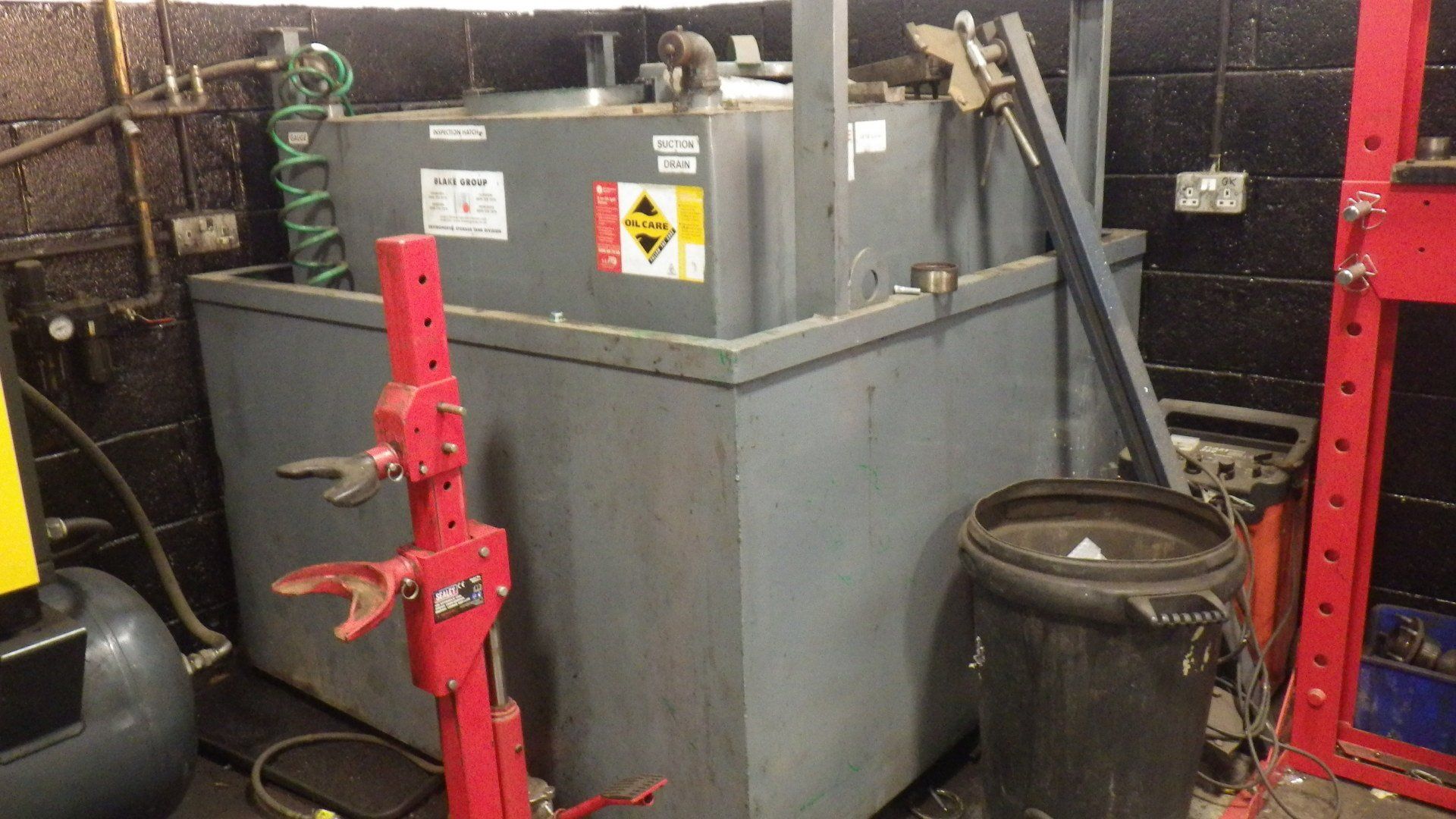 Waste Oil Tank