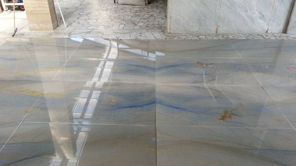 Lastre tagliate con waterjet