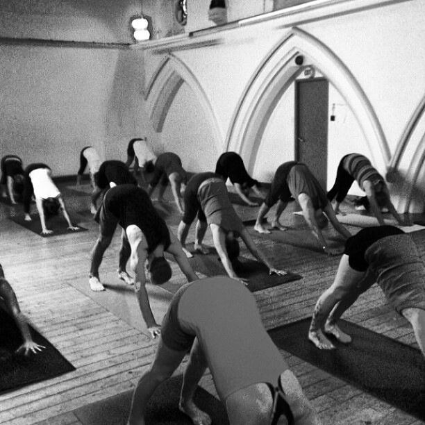goup yoga class