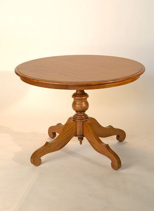 Emerald Isle Round Table