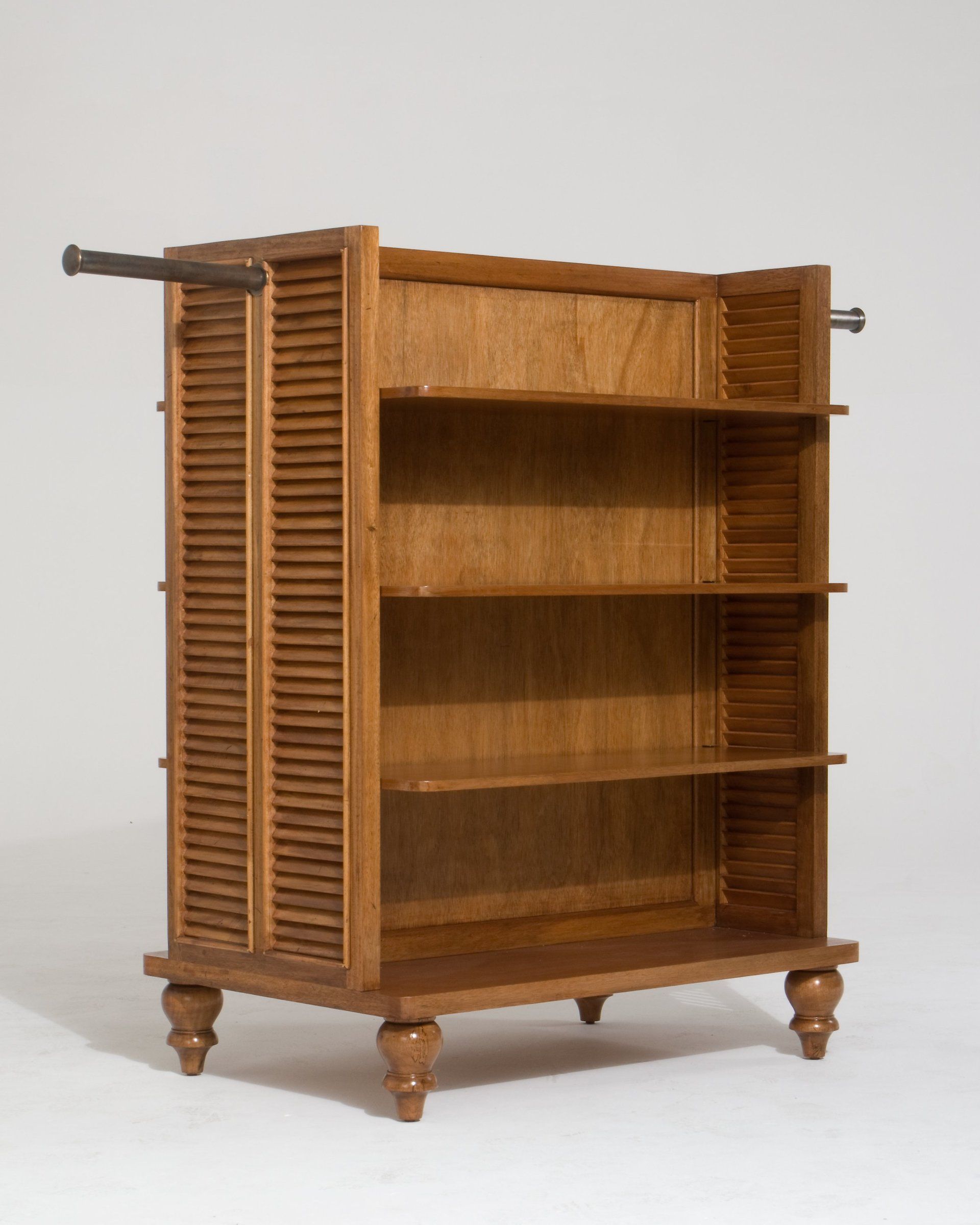 Emerald Isle Hang/Fold Unit