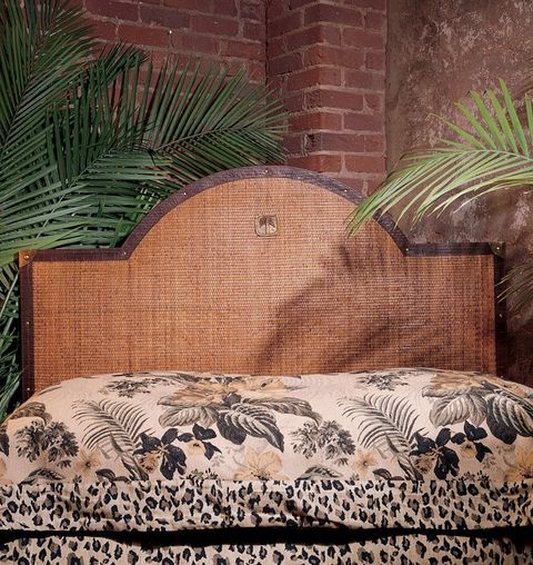 Steamer Headboard