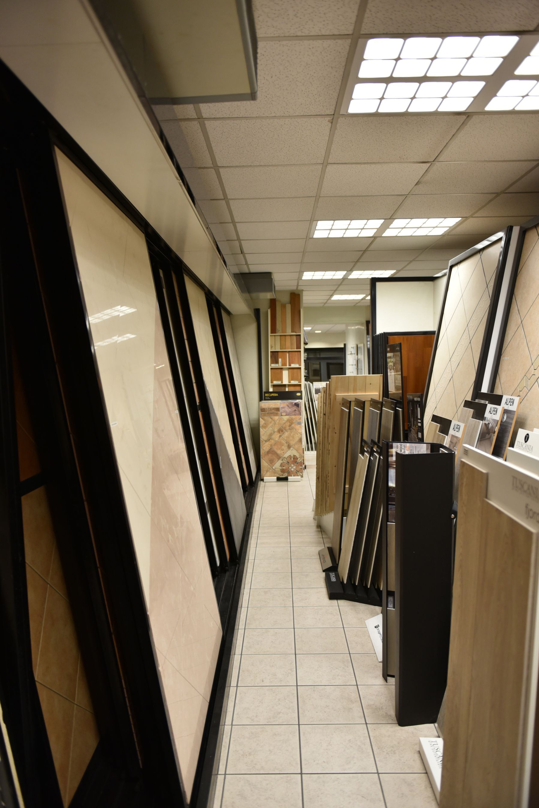Interno negozio 2