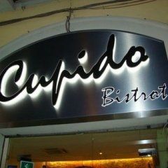 insegna con retroilluminazione