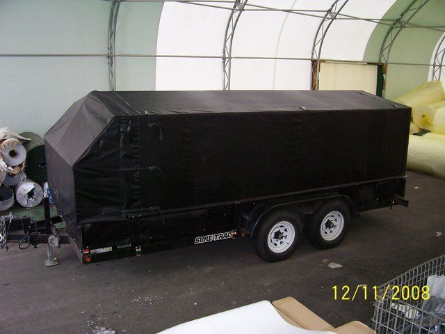 A photo of a black trailer taken on 12/11/2009