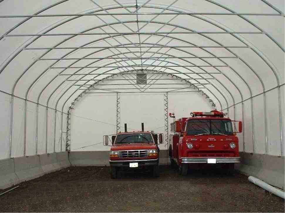 30' x 70' single pipe STRAIGHT WALL BUILDINGS