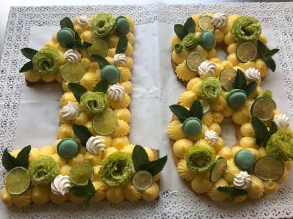 torta per diciottesimo compleanno