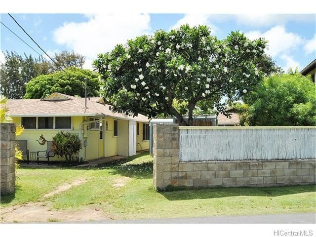 180 Aumoe Rd tree