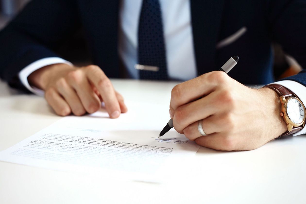 firma di un documento leale
