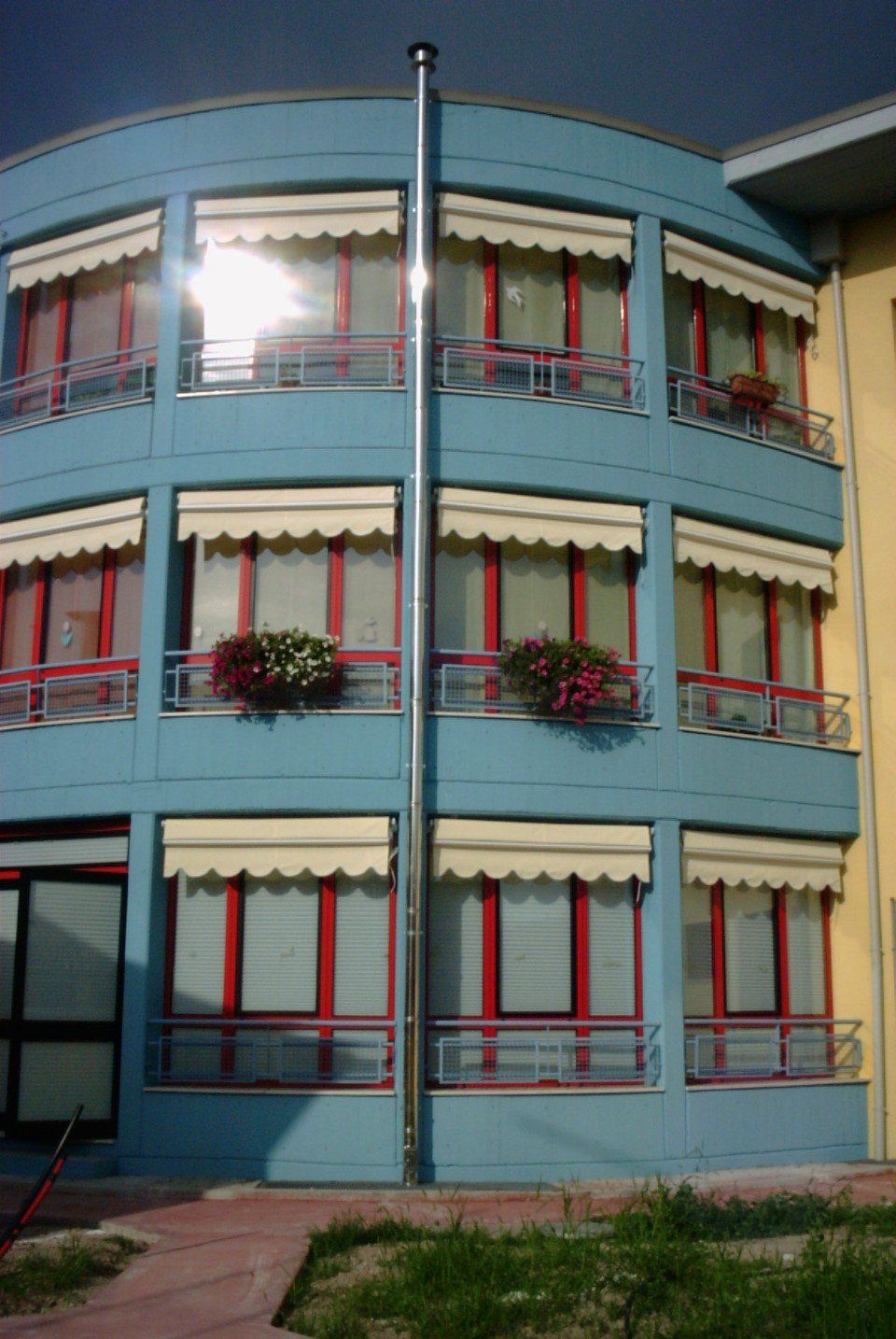 Finestre con tende