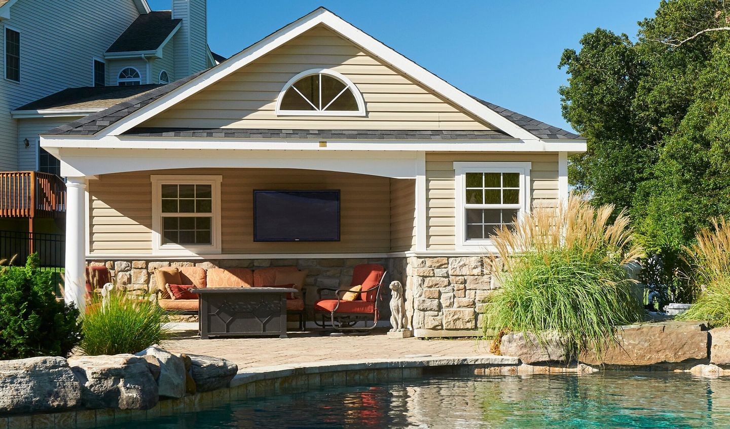 Outdoor Living Space Renovations In Oshawa