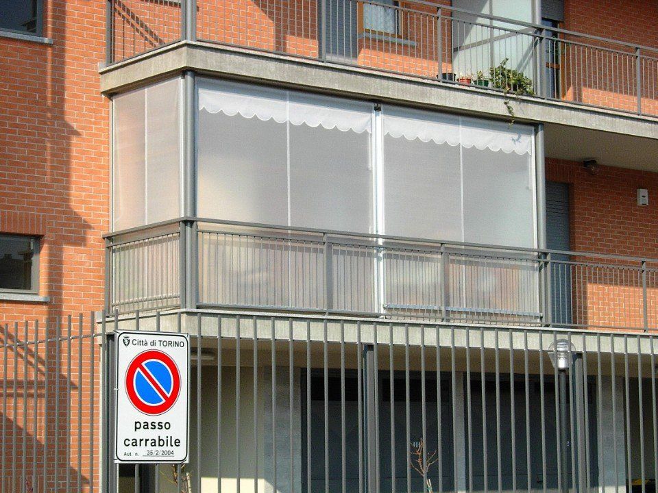 Tende da sole per verande a Torino.