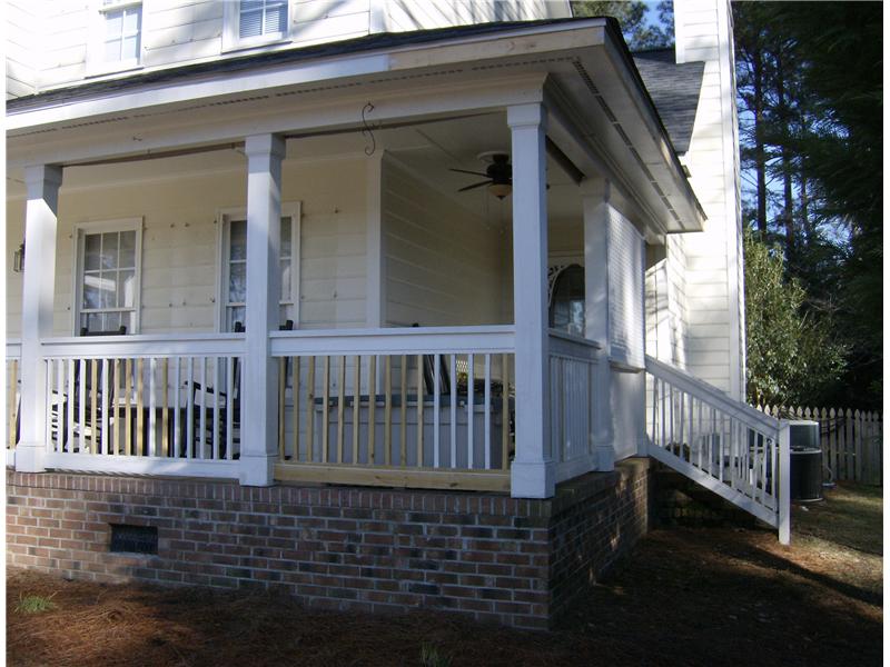 White Siding on House, Fayetteville NC Siding Contractor
