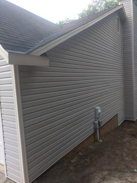 Light Vinyl Siding on House, Fayetteville NC Siding Contractor