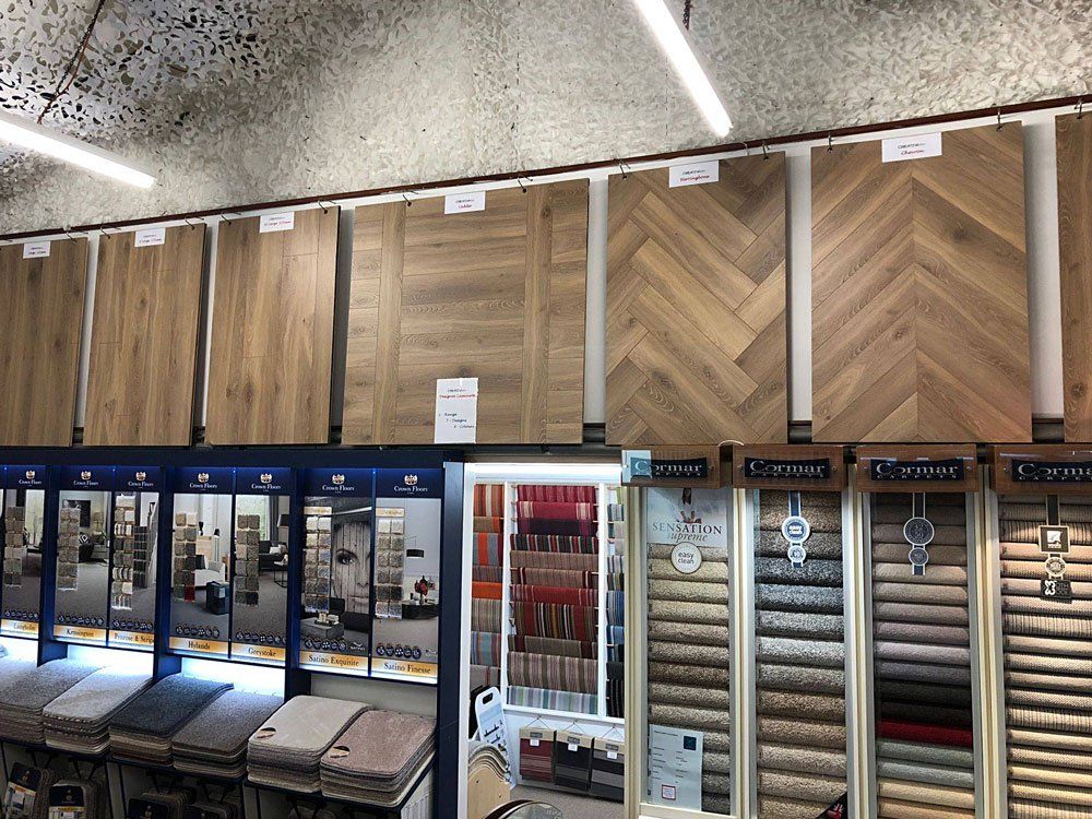 Laminate Flooring herringbone pattern