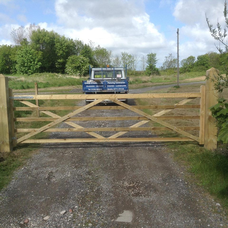 gate