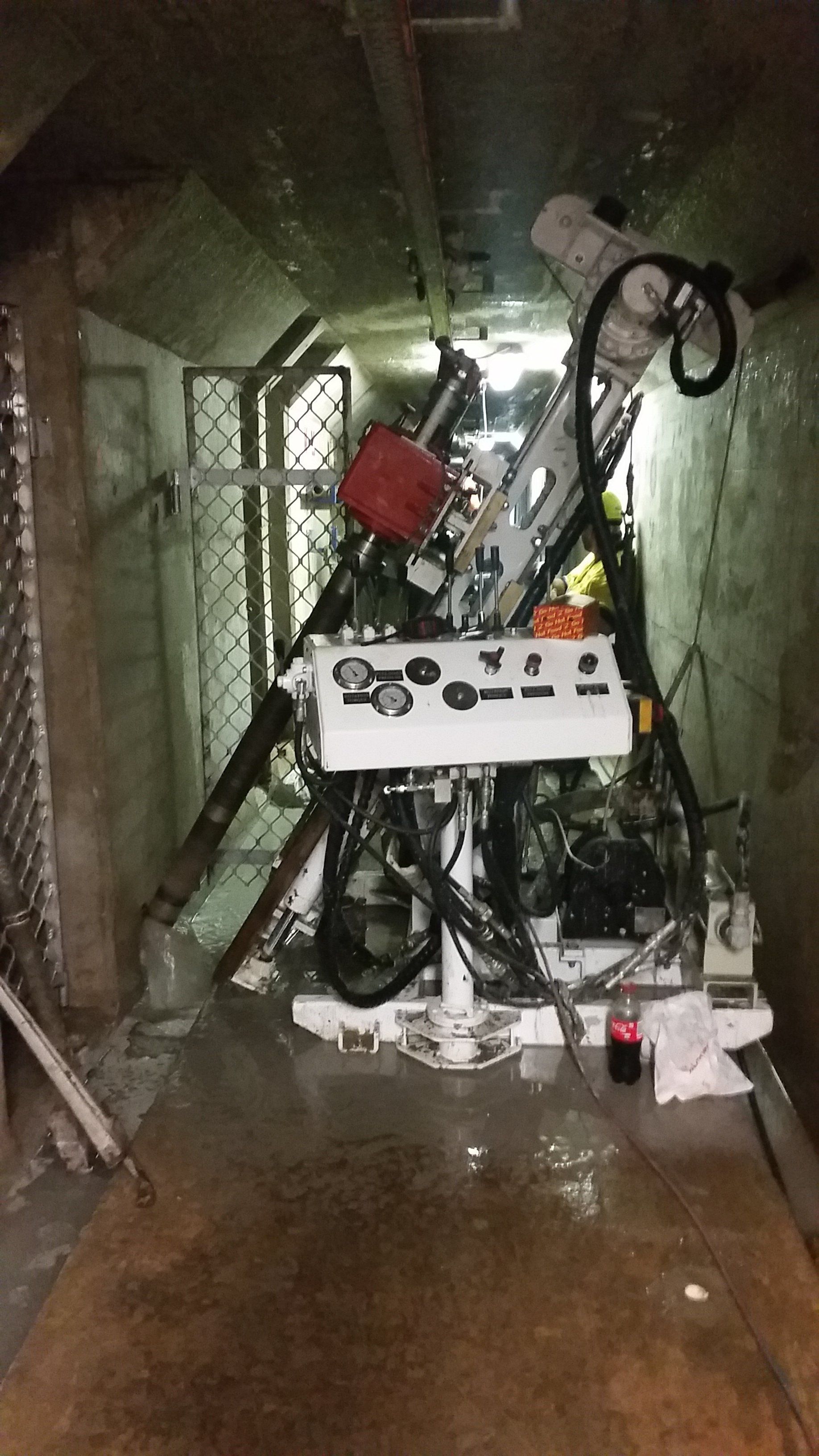 Purpose built difficult access gallery rig Dam Gallery Drilling Rig