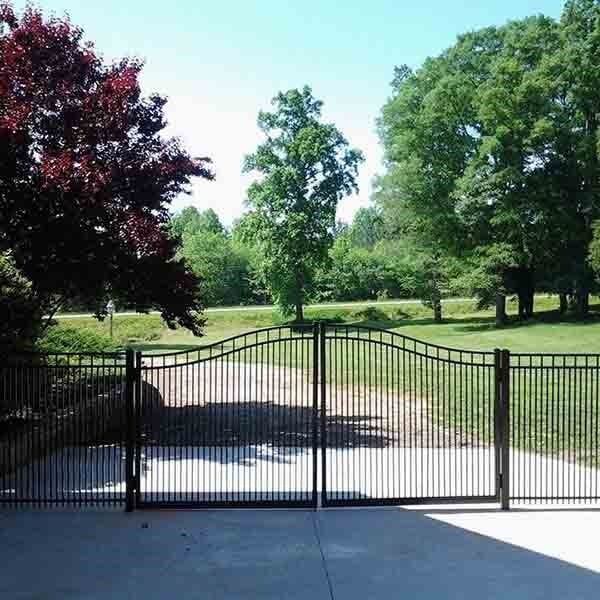 Curved Gate — Hickory, NC — Fister Fence of Hickory LLC