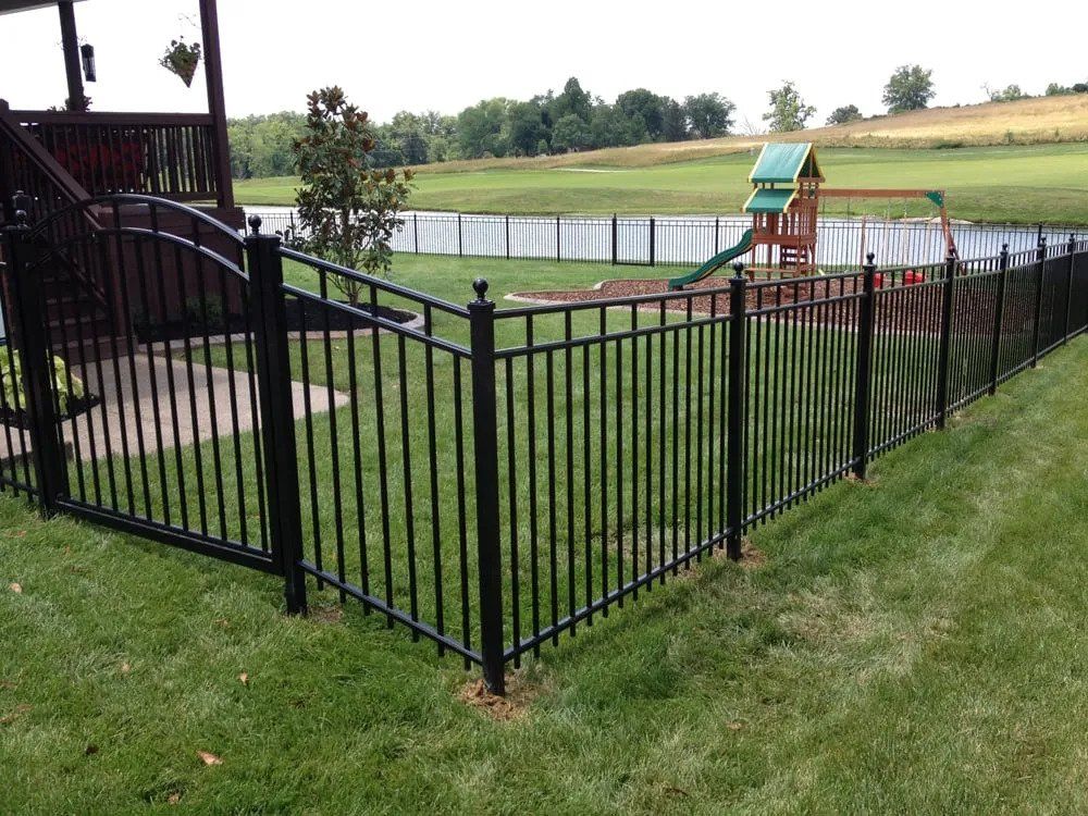 Fairmount Style — Hickory, NC — Fister Fence of Hickory LLC
