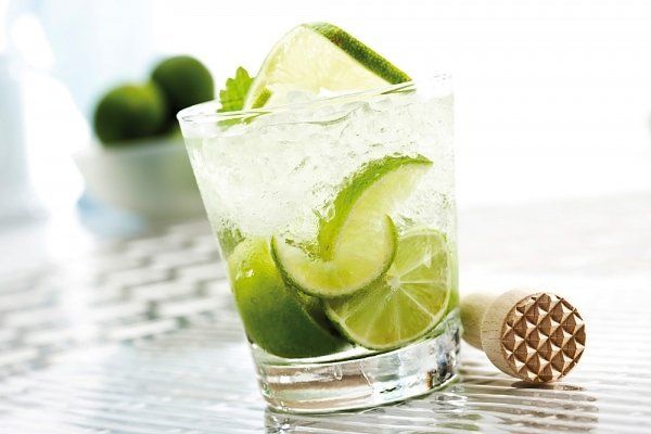Caipirinhas Tradicionais e Gourmet