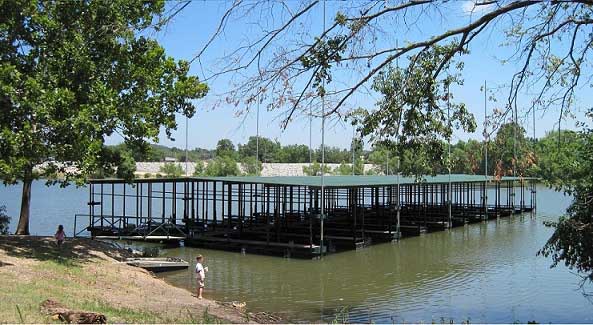 lake-boat-dock-in-bull-shoals-arkansas-built-by-super-duty-boat-docks-and-lifts