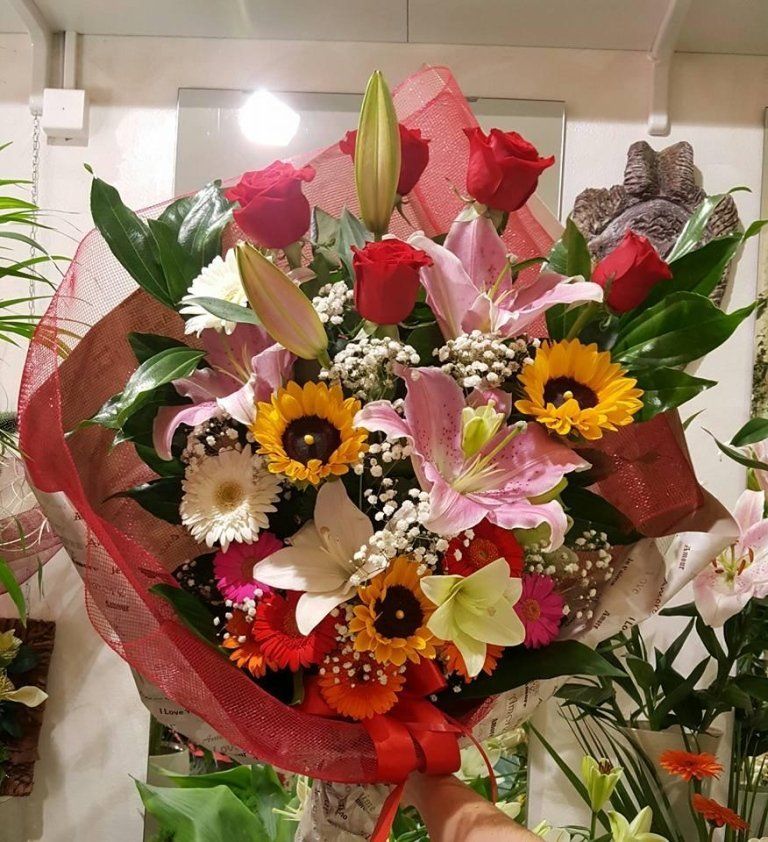 mazzo di fiori recisi assortiti