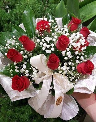 composizione rose rosse