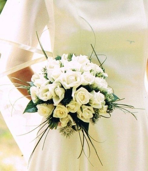 bouquet di rose bianche