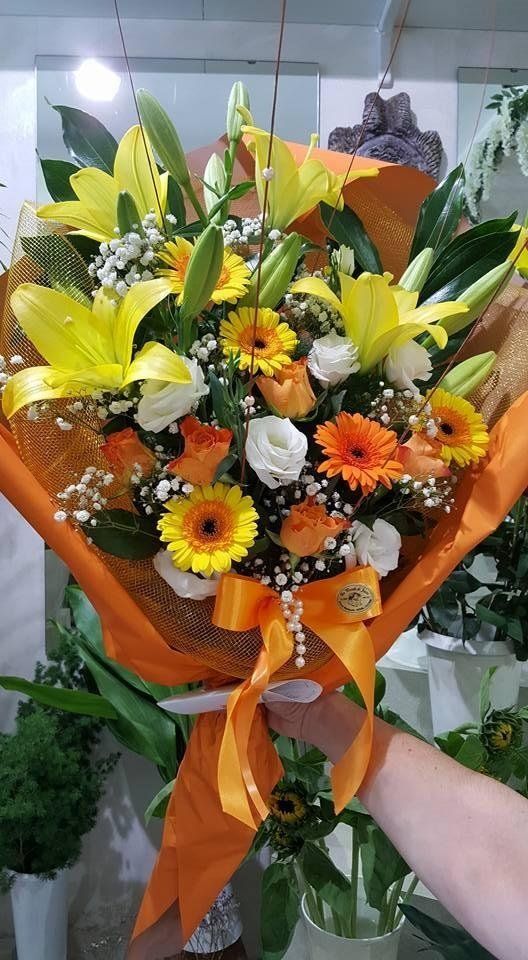 composizione fiori gialli e arancioni