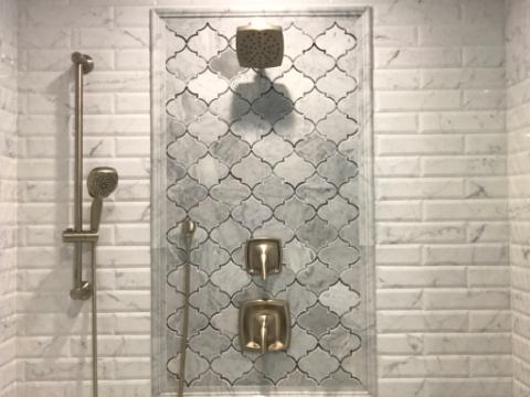 Tub & shower repair and replacement by plumber near me in League City, Dickinson and surrounding area.