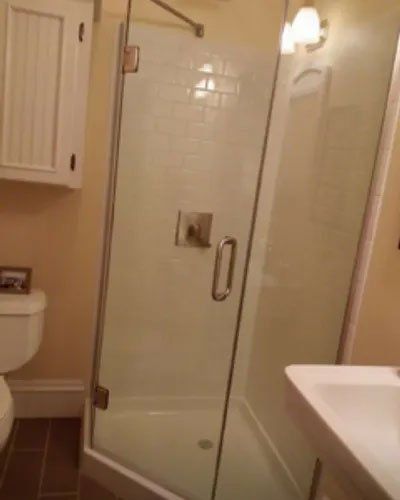 Shower door in Jamestown, NY