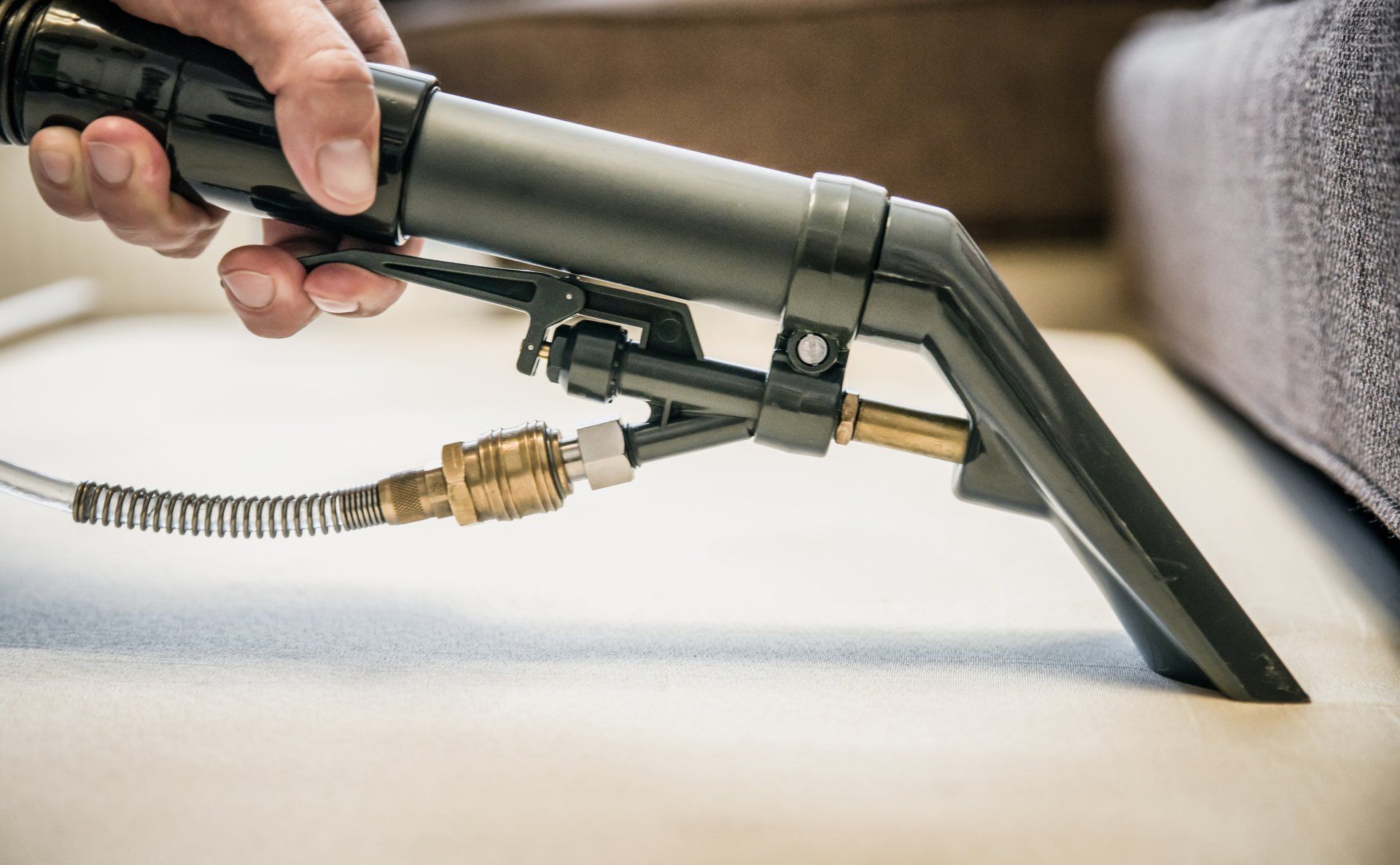 Cleaning Carpet With Vacuum Cleaner