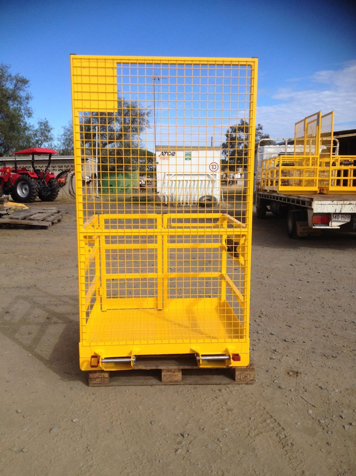 McCormack Industries forklift platform